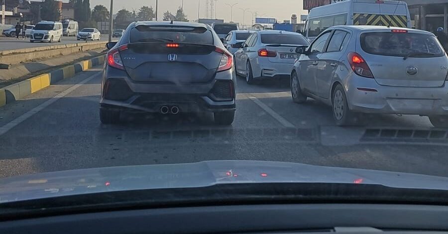 Trafik karmaşası sürüyor!