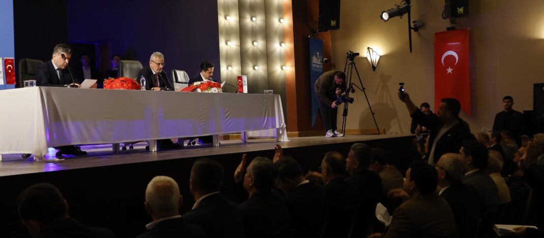 HBB, Tarihi Meclis Binasında Toplandı!